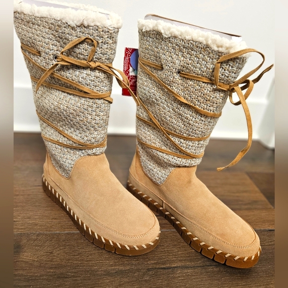 Muk Luks Shoes - SOLD 💥 NEW 💫 Muk Luks Tall Boots - Sand Color Women's Size 10